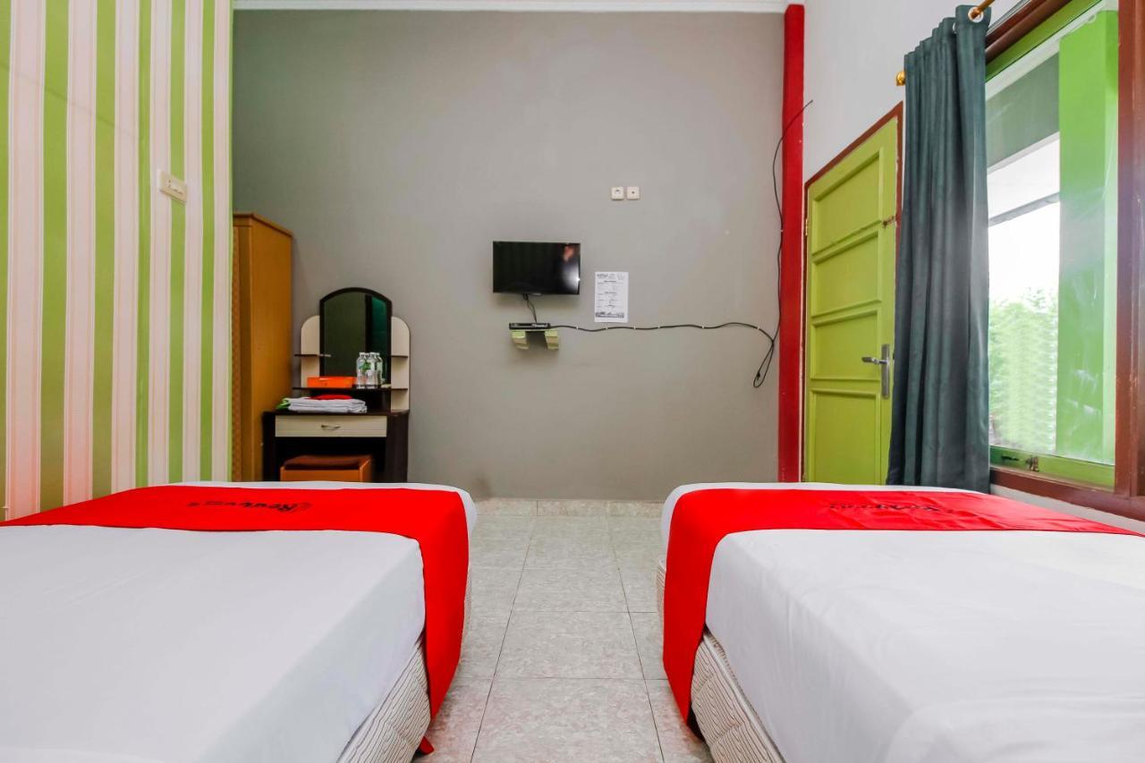 Oyo 2186 Esbe Hotel Syariah Tanjung Pandan Εξωτερικό φωτογραφία