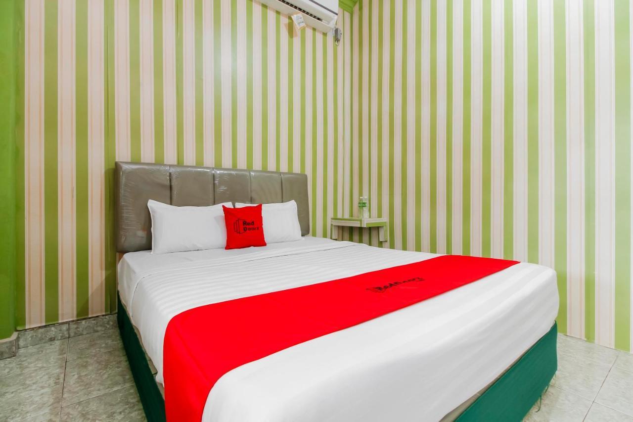 Oyo 2186 Esbe Hotel Syariah Tanjung Pandan Εξωτερικό φωτογραφία