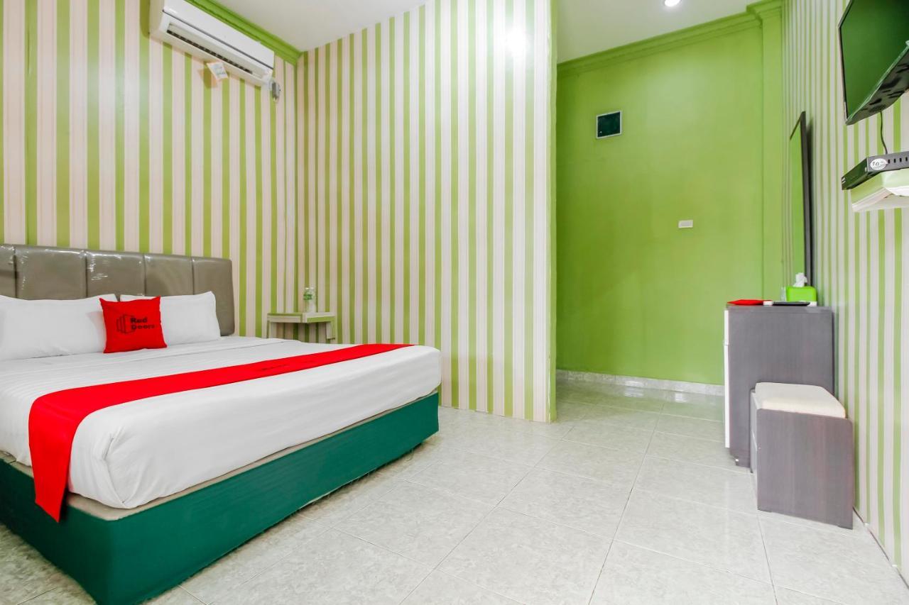 Oyo 2186 Esbe Hotel Syariah Tanjung Pandan Εξωτερικό φωτογραφία