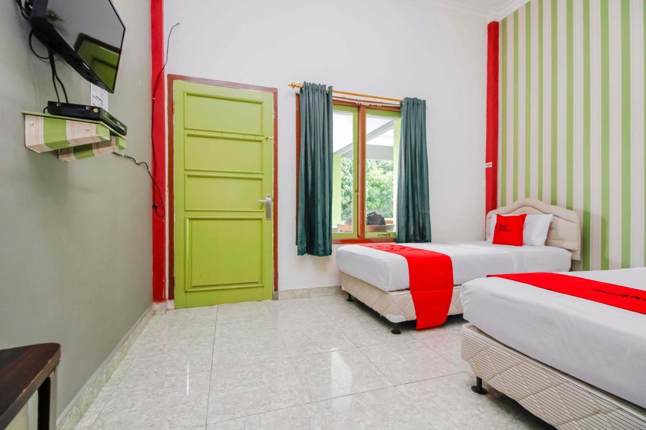 Oyo 2186 Esbe Hotel Syariah Tanjung Pandan Εξωτερικό φωτογραφία