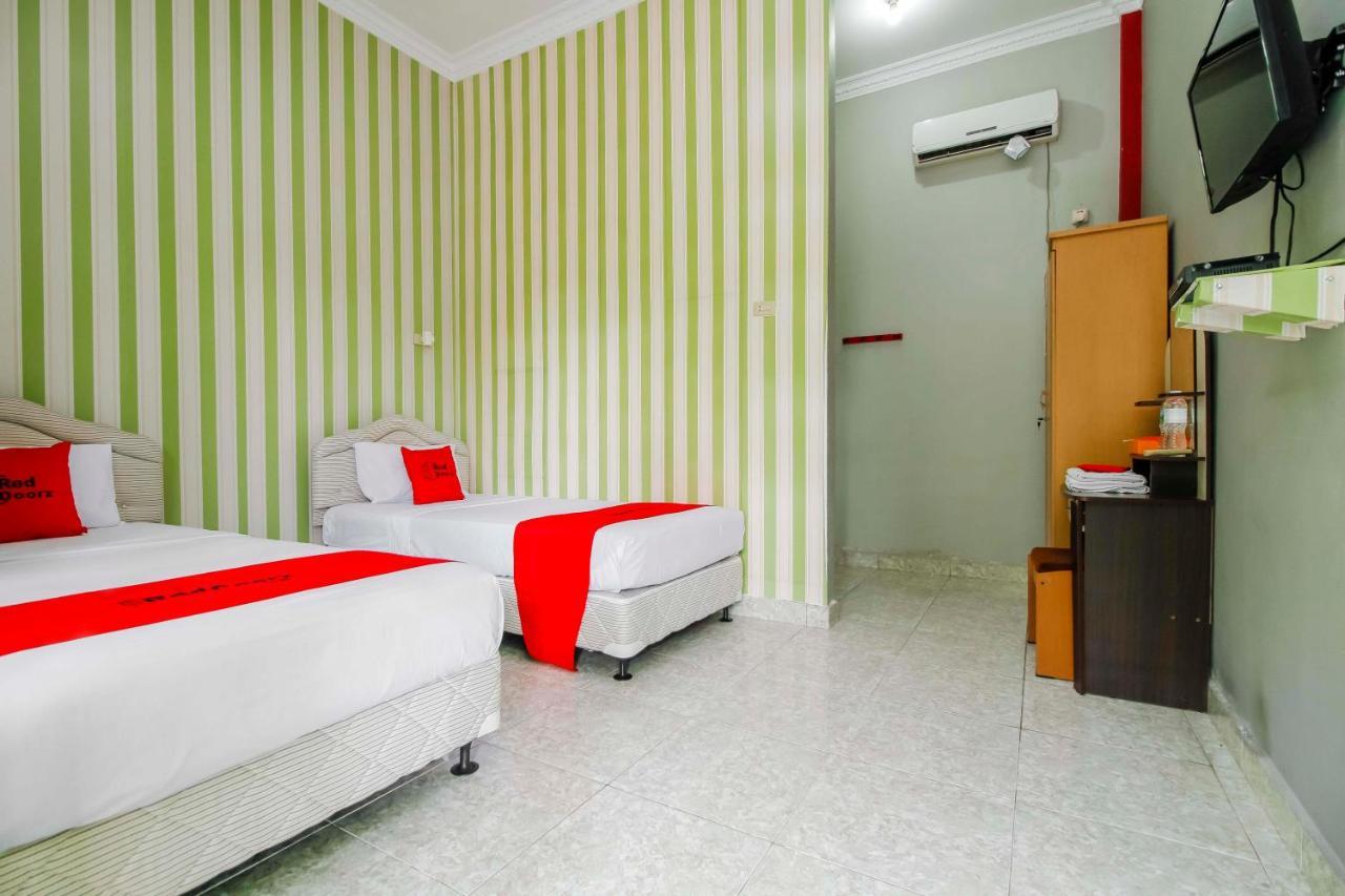 Oyo 2186 Esbe Hotel Syariah Tanjung Pandan Εξωτερικό φωτογραφία