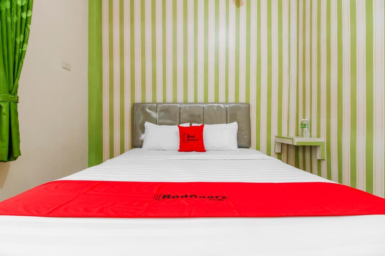 Oyo 2186 Esbe Hotel Syariah Tanjung Pandan Εξωτερικό φωτογραφία
