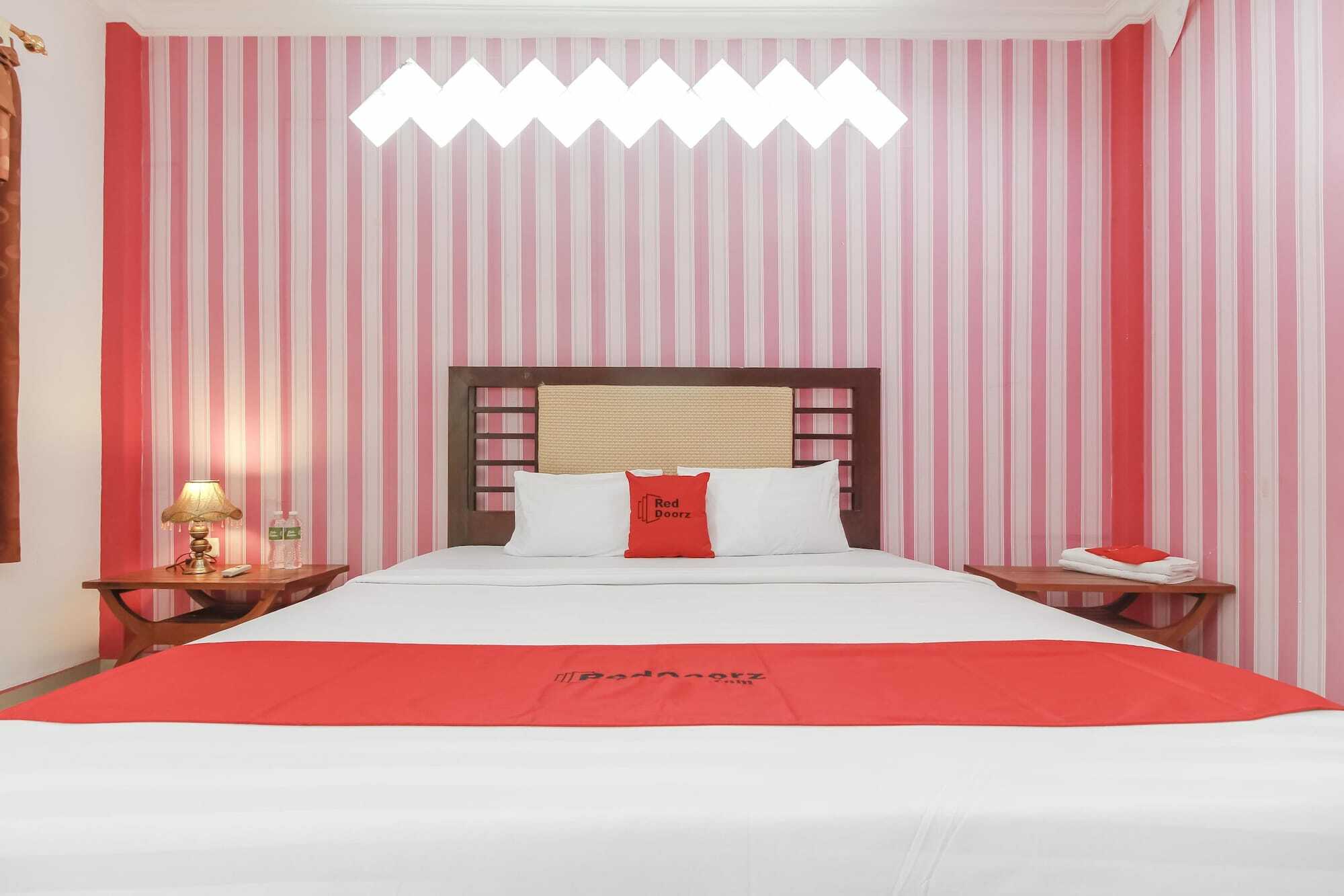 Oyo 2186 Esbe Hotel Syariah Tanjung Pandan Εξωτερικό φωτογραφία