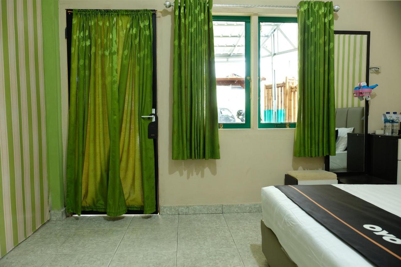 Oyo 2186 Esbe Hotel Syariah Tanjung Pandan Εξωτερικό φωτογραφία